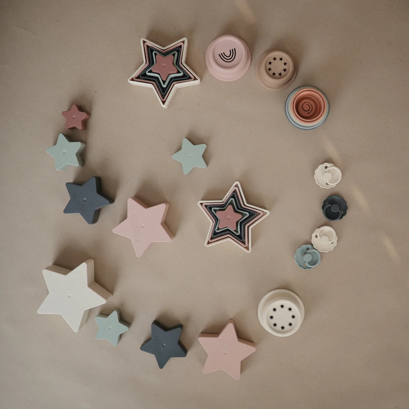 Nesting Stars Spielzeug